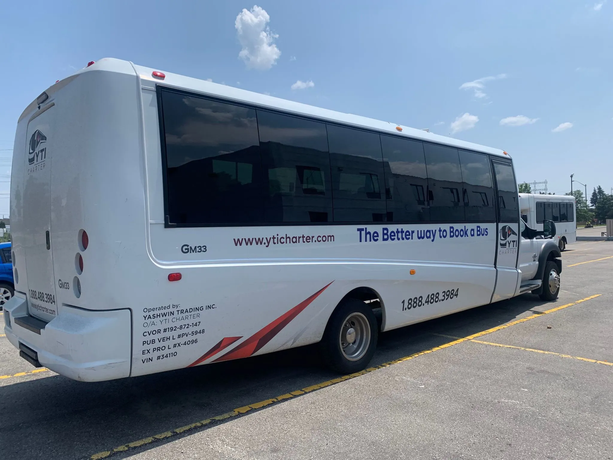 27 seater - Side