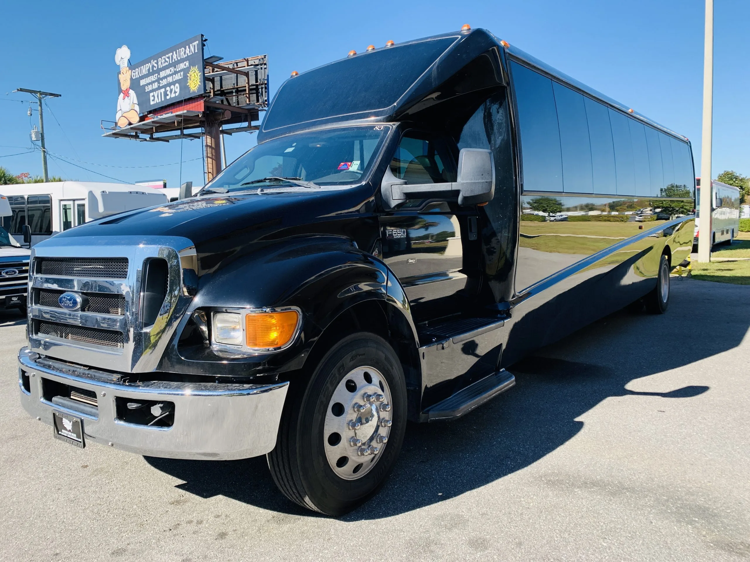 Exterior - Medium Coach
