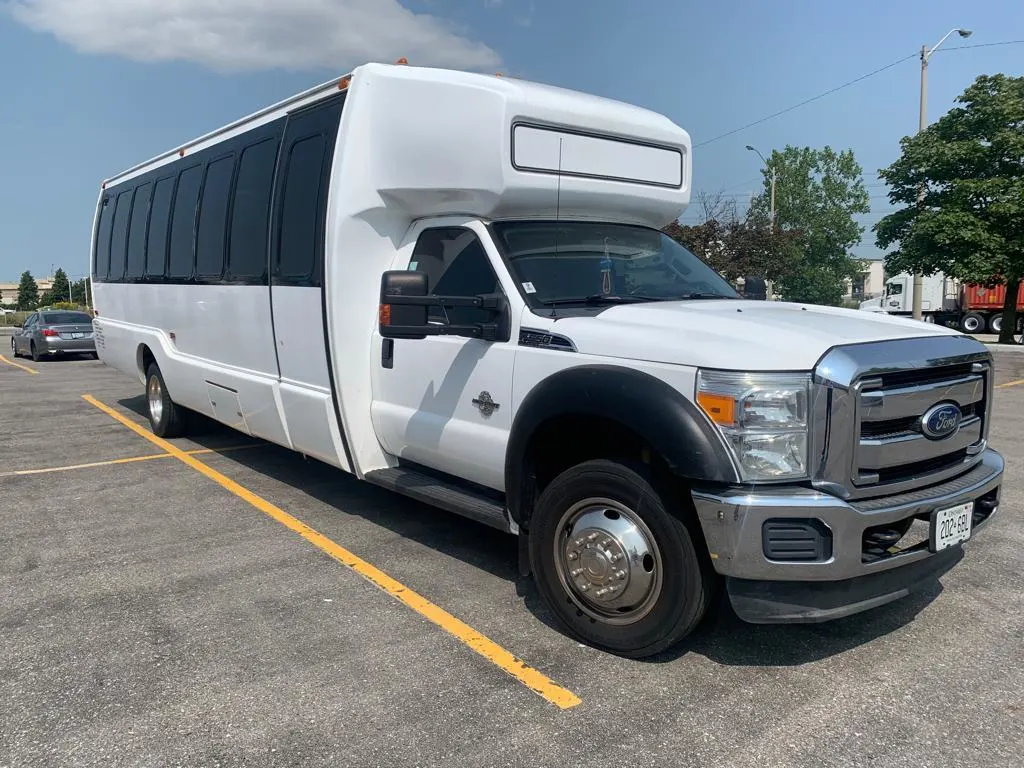 Mini Coach Exterior